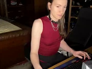 queenariatloak's webcam