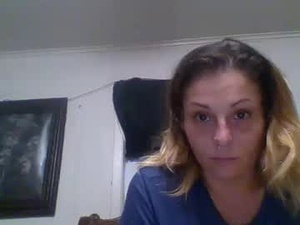 queenmcnew's webcam