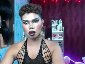 queenpinayebony_xx's webcam