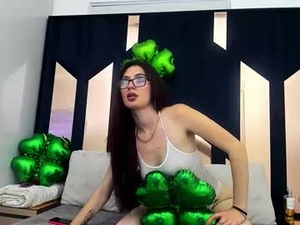 queenrousee's webcam