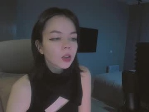 quietluxury's webcam