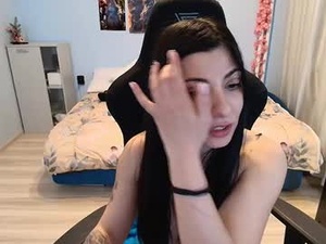 raven_haired_goddess's webcam