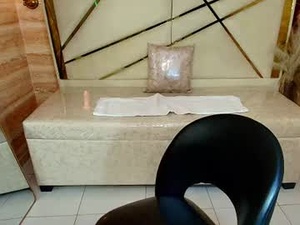 raven_r_'s webcam