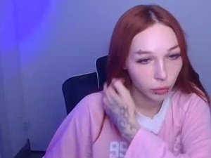 red_abigail's webcam