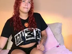 red_kittyy_'s webcam