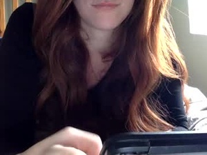 redhead22222's webcam