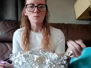 redheadmainevent's webcam