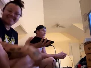 redphoenixdj1307's webcam