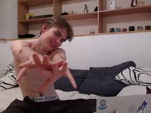 riley_pearson's webcam