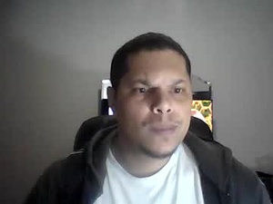 robinidessundercover34's webcam