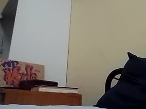 robyout12356's webcam