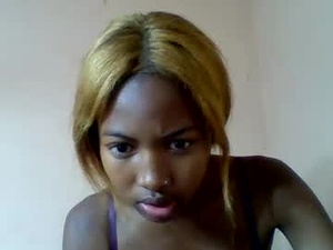 rominah_20's webcam