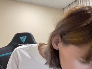 rosyrebel's webcam