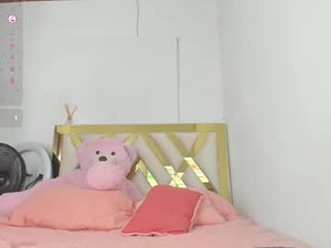rousee_yarelds's webcam