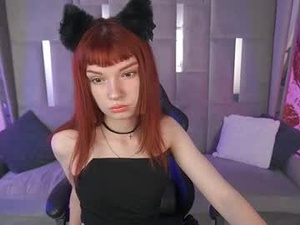 rubyymoth's webcam