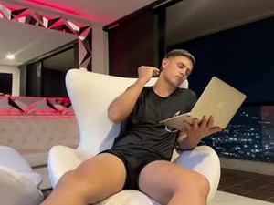 ryan__mateo's webcam