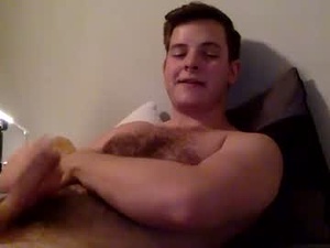 ryantheotter12's webcam