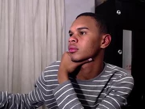 santihot_15's webcam