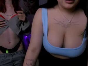 sarah_fire_'s webcam
