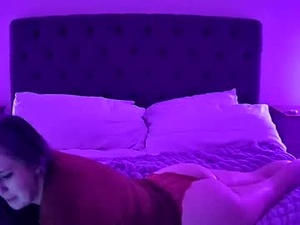 sarahanddopp's webcam