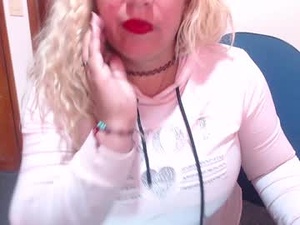 saralovens's webcam