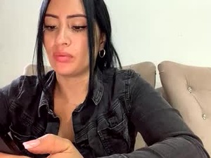 saris_lunaa's webcam