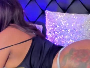 sasha_ross_'s webcam
