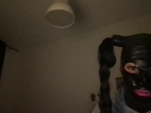 sashahighheelsboy's webcam