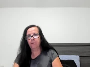 sassypeachgoddess's webcam