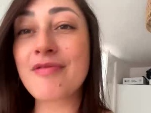 saylamoon's webcam
