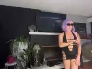 scarlettrevolver's webcam