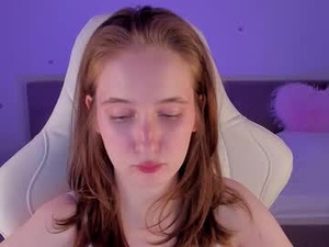 secret_elly_'s webcam
