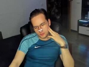sexcumtoy's webcam