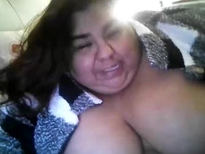 sexybbwqueen83's webcam