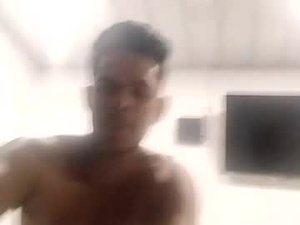 sexyblack_pc's webcam