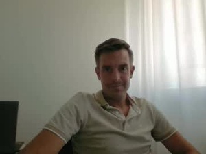 sexynaugthywanker's webcam