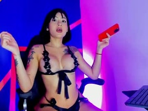 shaina_quen's webcam