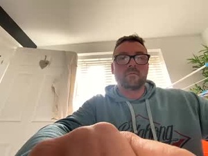 sharksboy16's webcam