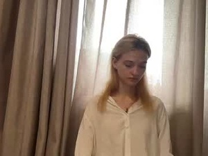 sharlabreeman's webcam