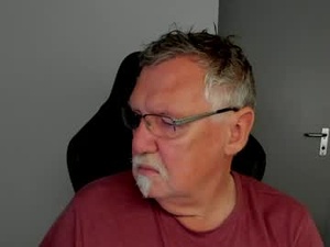 sharlots_pet's webcam