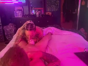 shecrimsonn's webcam