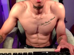 skinny_boy_hot's webcam