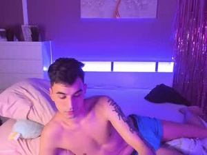 slendy_knox's webcam