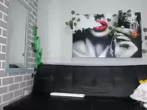 slimhot_19's webcam