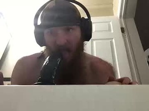 slutbeast6000's webcam