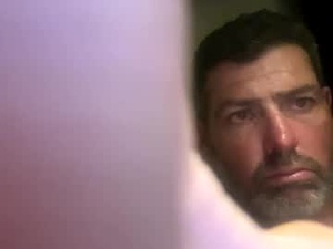 sluthole1982's webcam