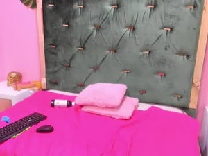 slutty_bby's webcam