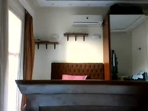 sluttybinudist's webcam