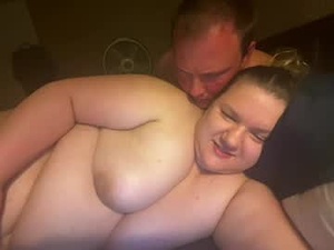 sluttysleepykittens21's webcam