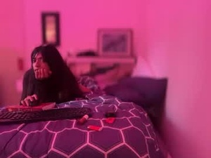 smalltittiesbignipples5's webcam